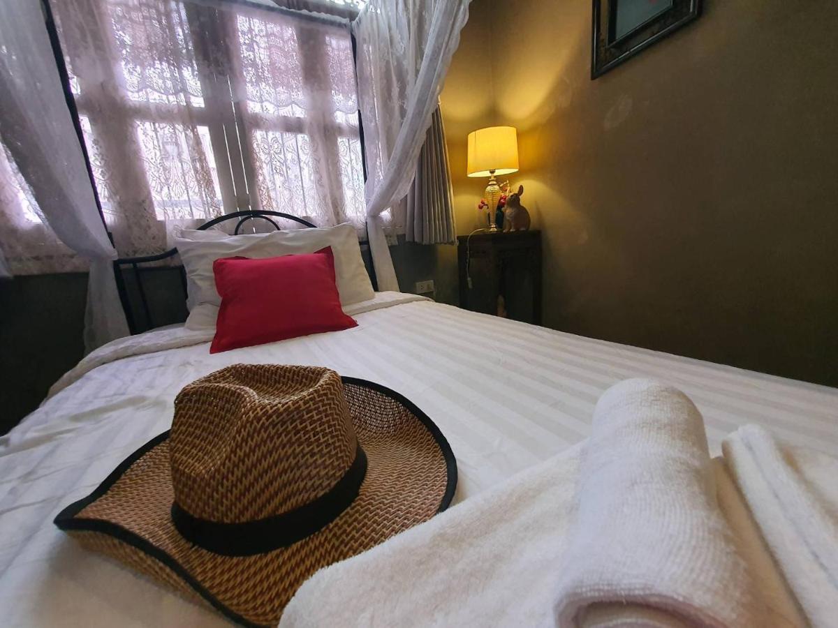 The Unforgotten B&B Bangkok Luaran gambar